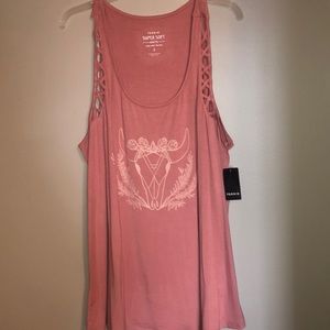 A dusty pink tank top